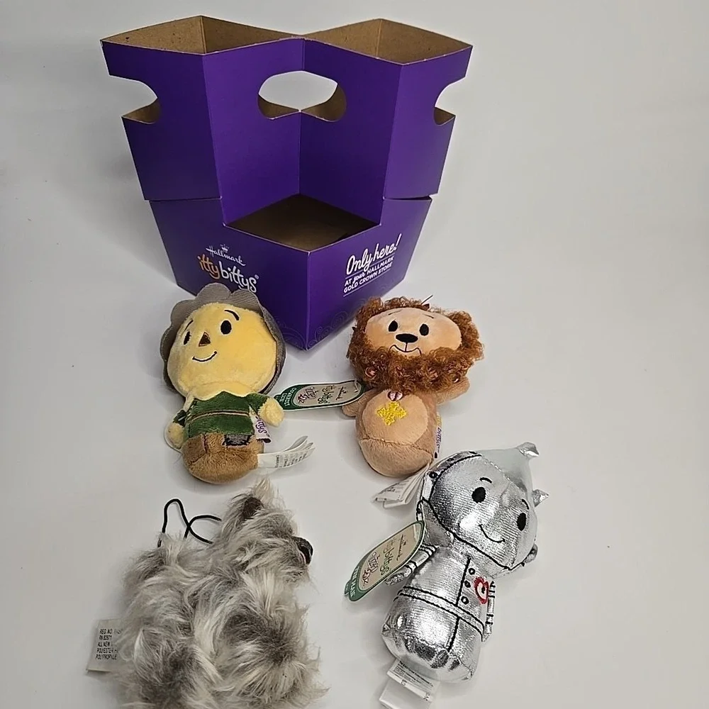Hallmark Itty Bittys Wizard Of Oz Dorothy Scarecrow Lion Tinman‎ Toto